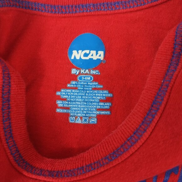 NCAA by KA.Inc. Boy's Infant One Piece Short Sleeve Red "I'm a Catch" Sz 3-6M - Picture 2 of 3
